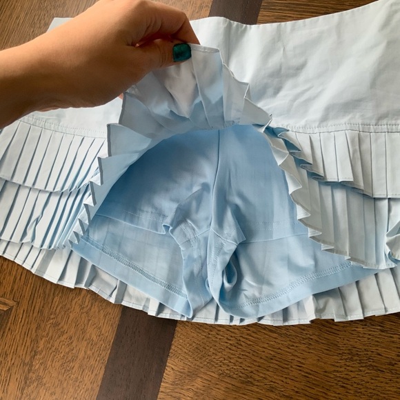 EDIKTED Double Pleated Mini Skort Skirt Light Blue Women’s Size XL BRAND NEW - Picture 12 of 12